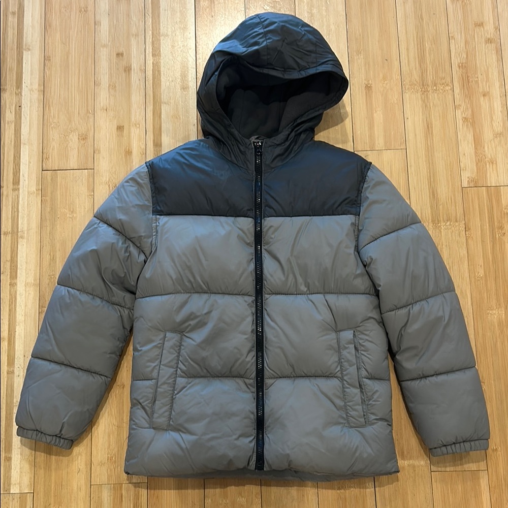 Old Navy Men's Two-Tone Gray Puffer Jacket